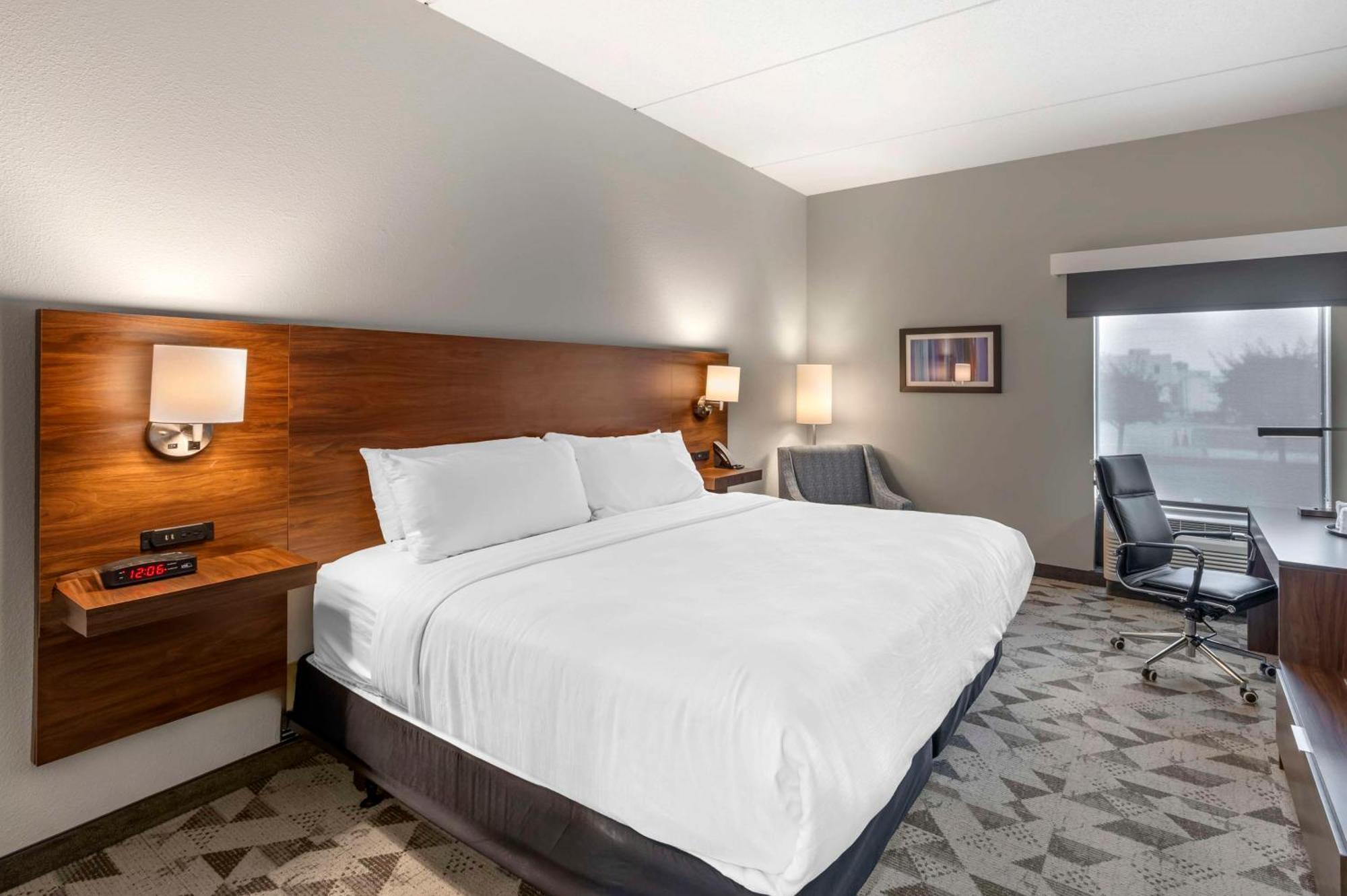 Best Western Plus Harrisonburg Esterno foto